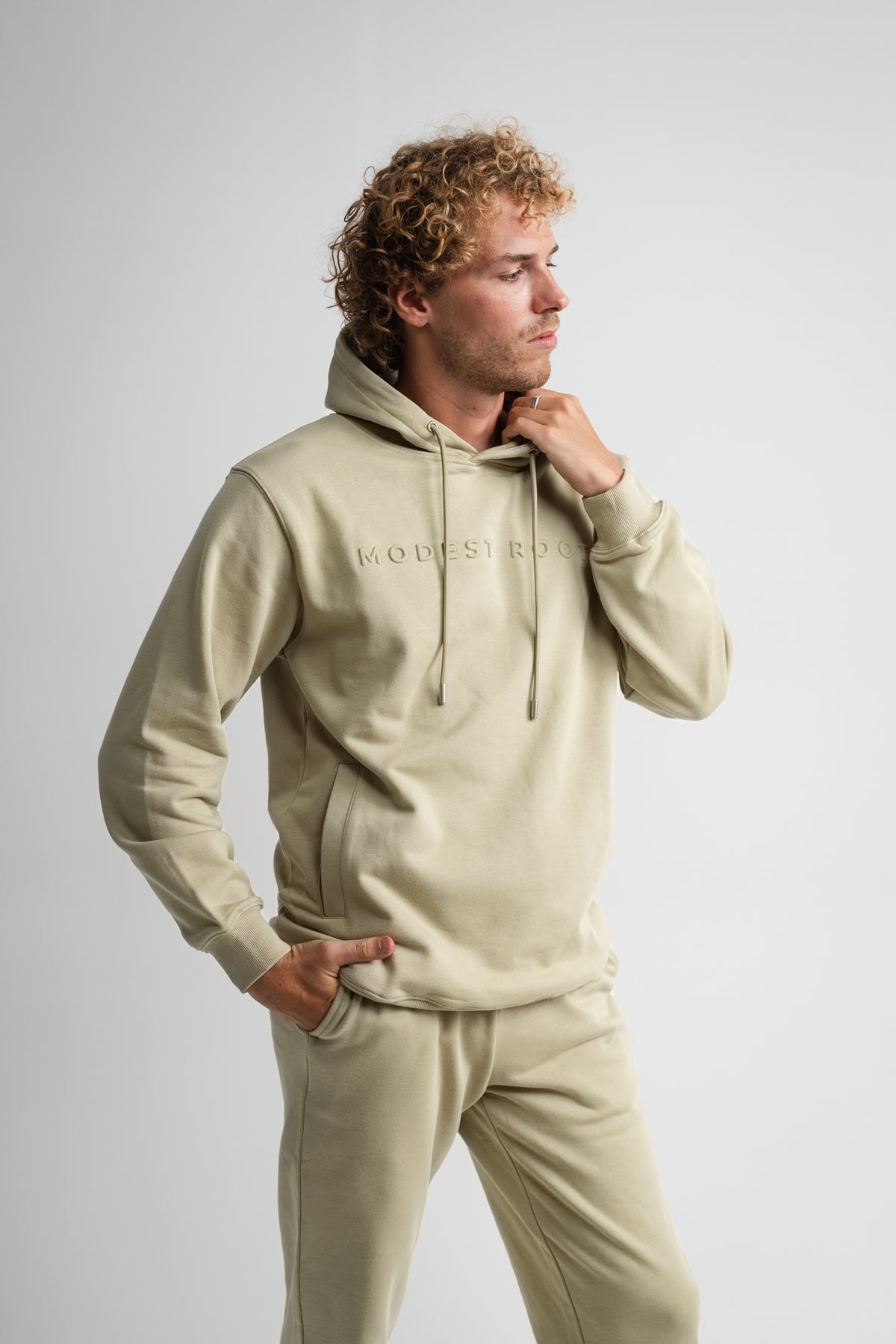 COMFORT HOODIE